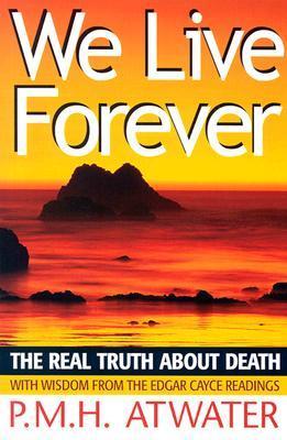 Vorderes Coverbild We Live Forever