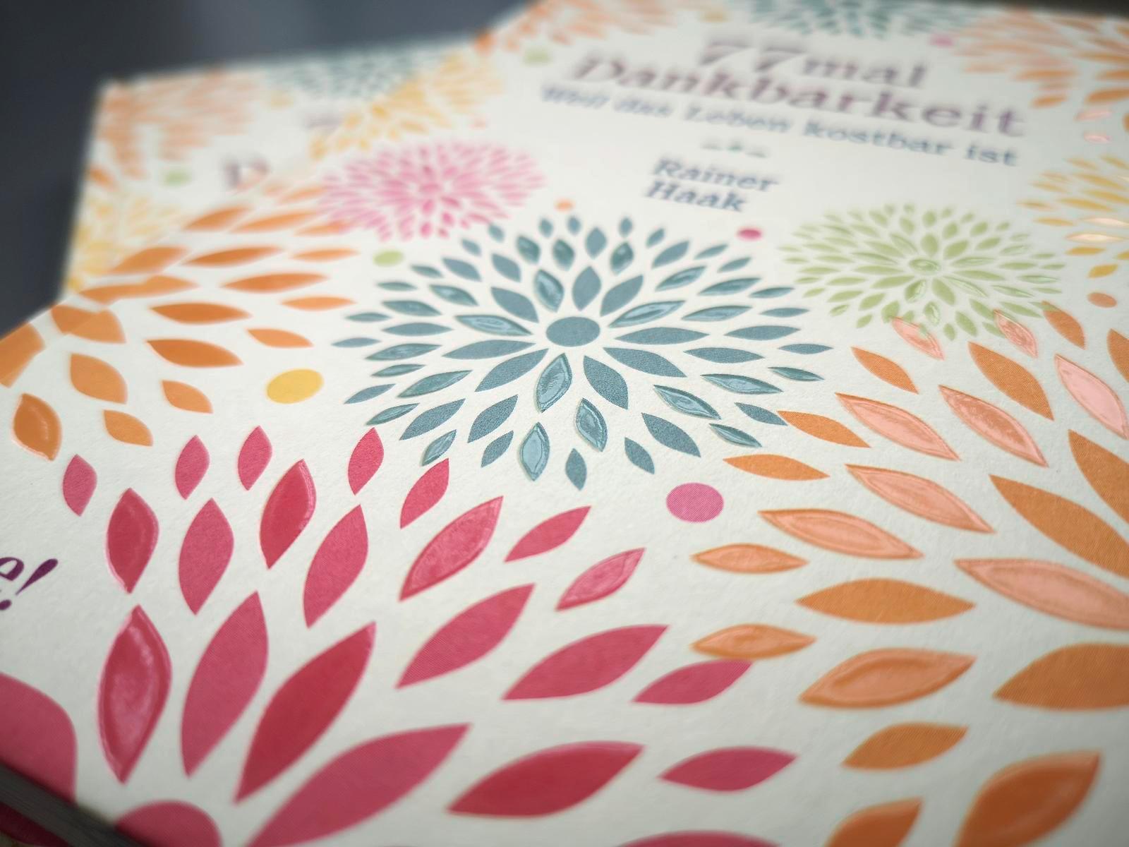 Beispielinhalt (Bild) 77 mal Dankbarkeit