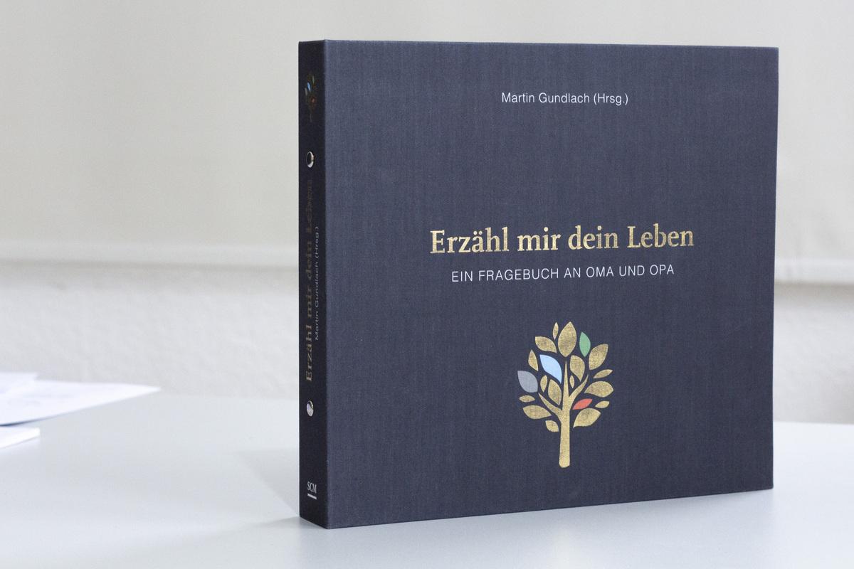 Beispielinhalt (Bild) Erzähl mir dein Leben - Leinenausgabe