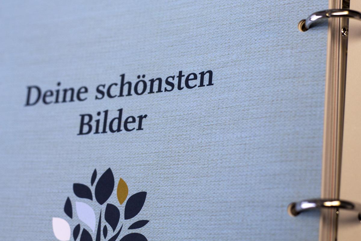 Beispielinhalt (Bild) Erzähl mir dein Leben - Leinenausgabe