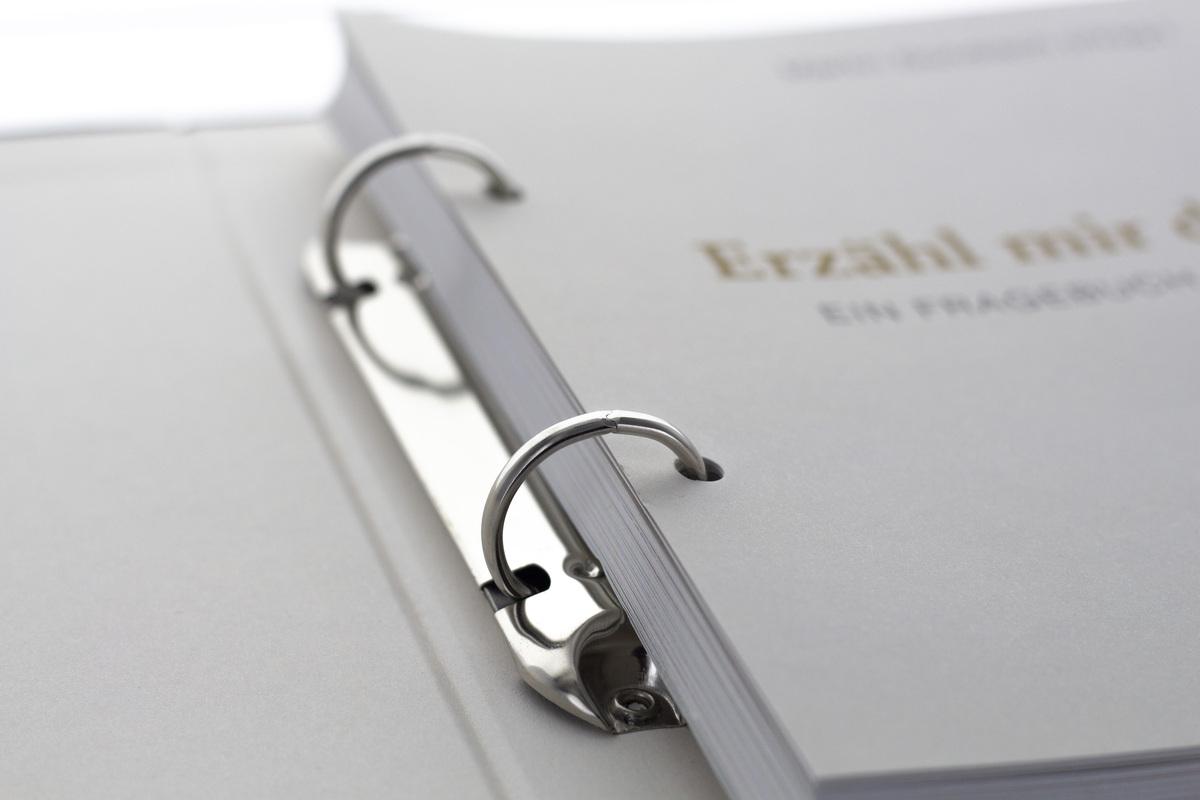 Beispielinhalt (Bild) Erzähl mir dein Leben - Leinenausgabe