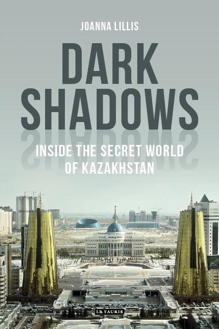 Vorderes Coverbild Dark Shadows