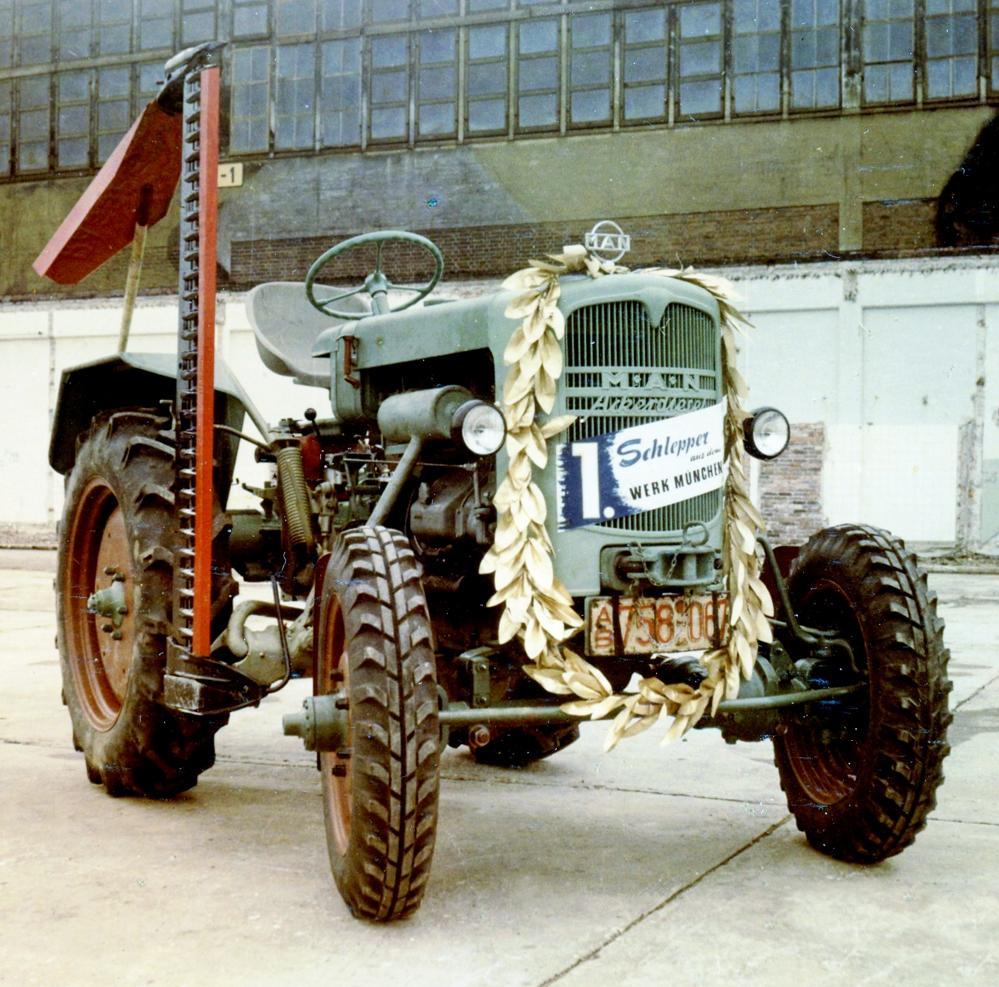 Beispielinhalt (Bild) MAN & Diesel 100 Jahre Motorkraft für die Landwirtschaft