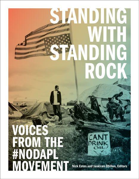 Vorderes Coverbild Standing with Standing Rock