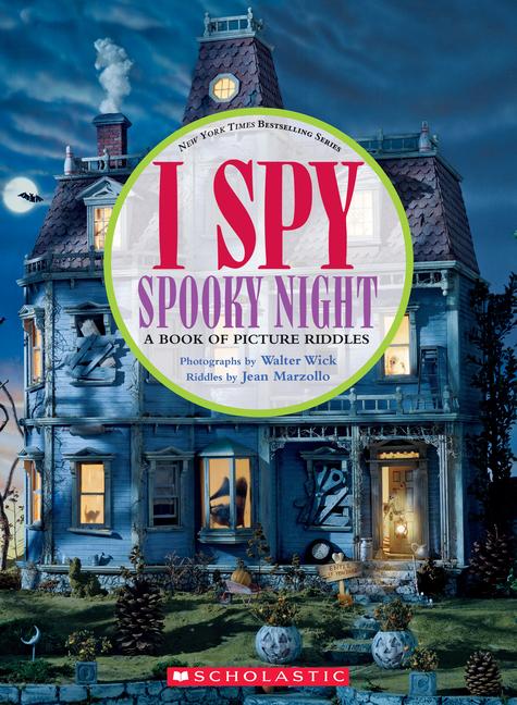 Vorderes Coverbild I Spy Spooky Night: A Book of Picture Riddles