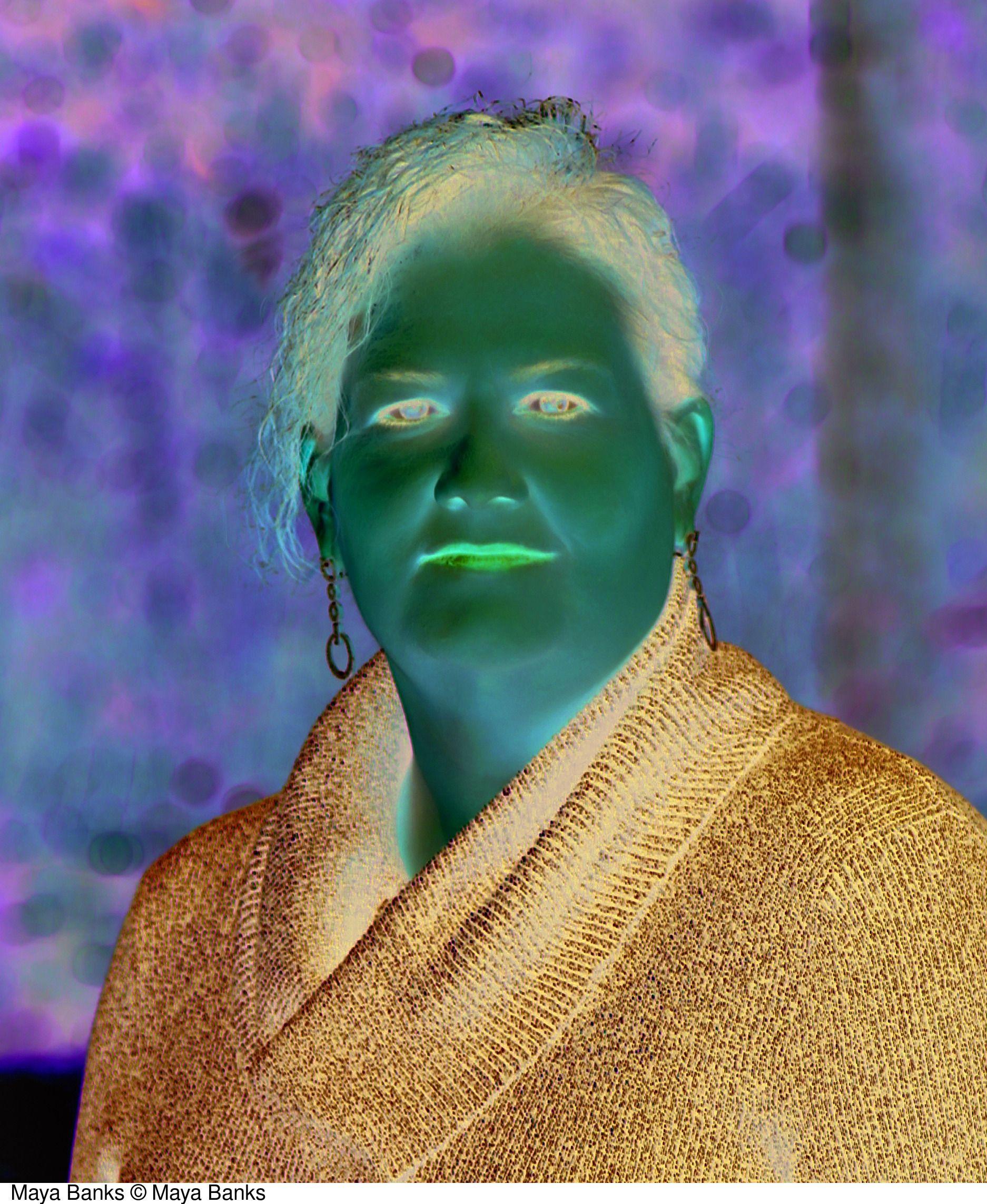 Autorenbild KGI - Düstere Vergangenheit