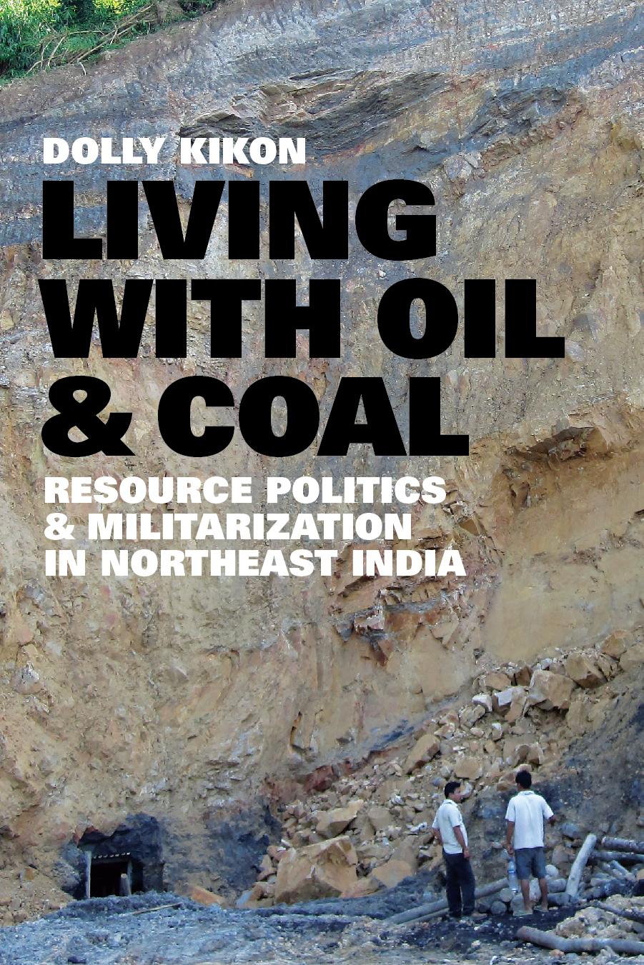 Vorderes Coverbild Living with Oil and Coal