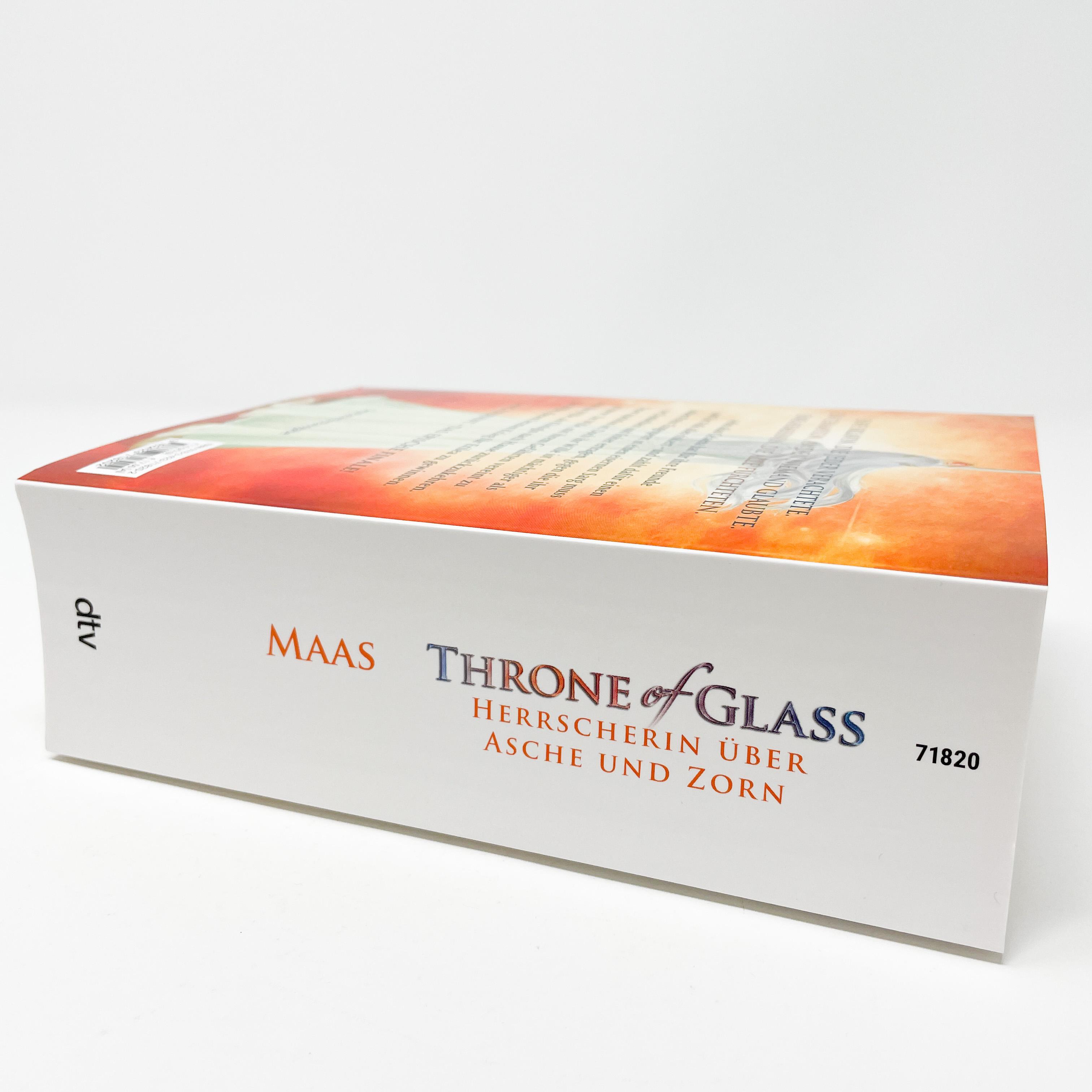 Beispielinhalt (Bild) Throne of Glass 7 - Herrscherin über Asche und Zorn