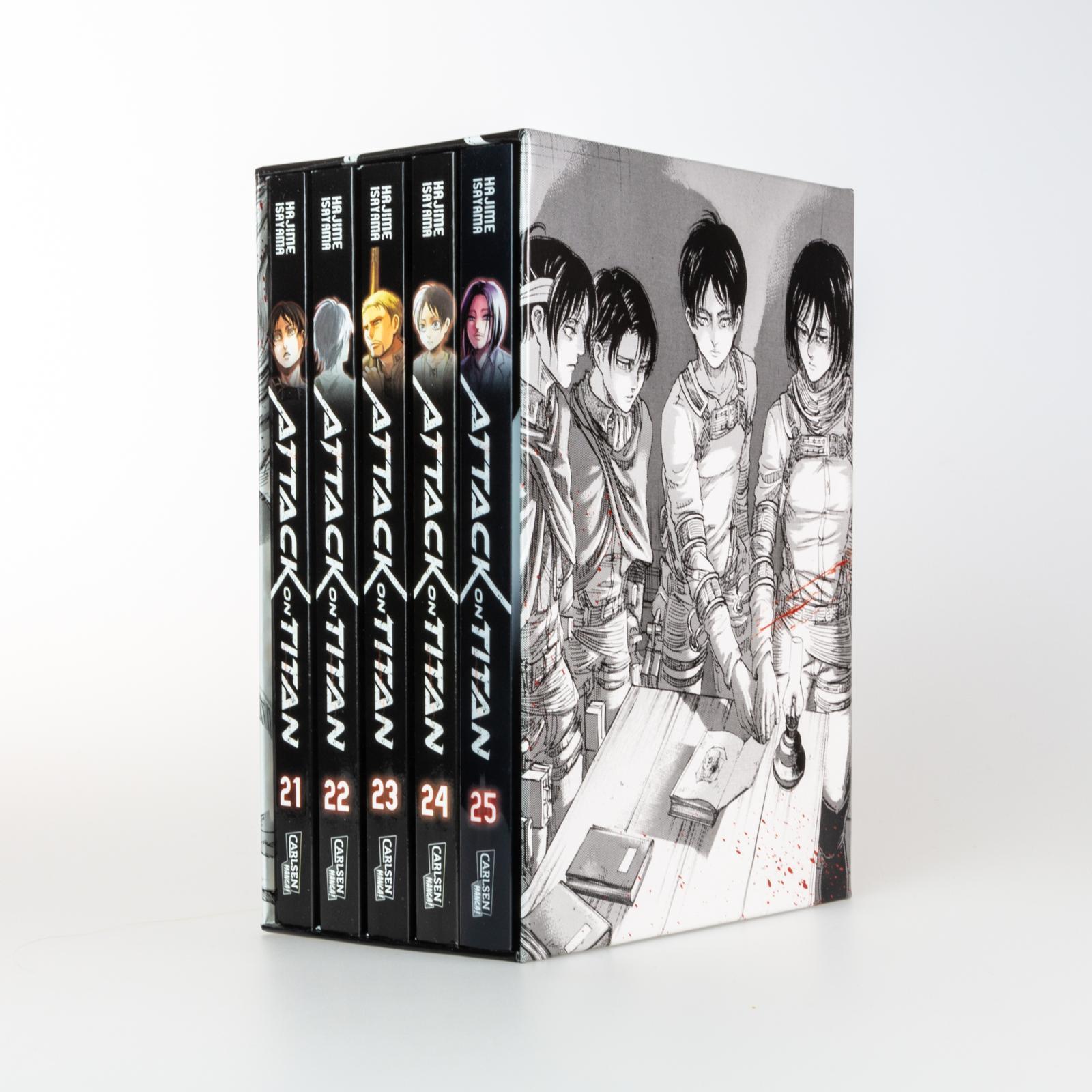 Beispielinhalt (Bild) Attack on Titan, Bände 21-25 im Sammelschuber mit Extra