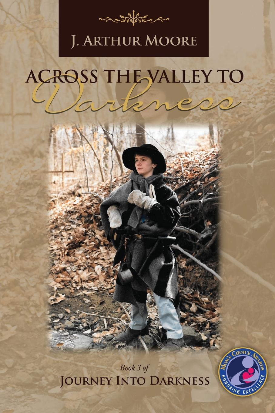 Vorderes Coverbild Across the Valley to Darkness (3rd Edition)