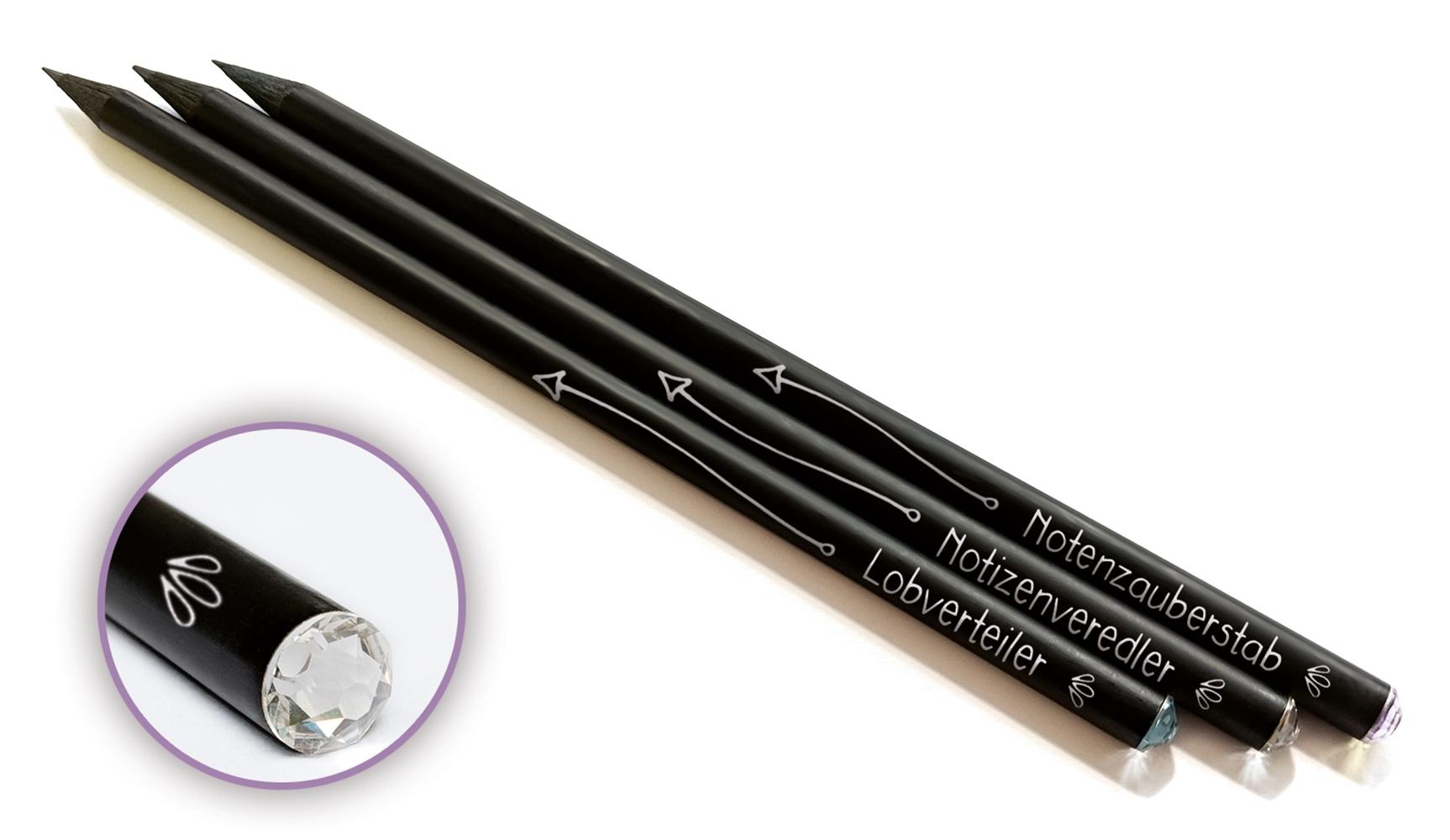 Beispielinhalt (Bild) Meine Schön-Schreiber - "live - love - teach": Hochwertiges Bleistift-3er-Set, mit farbigen Swarovski-Steinen und Statements für Lehrerinnen und Lehrer, HB