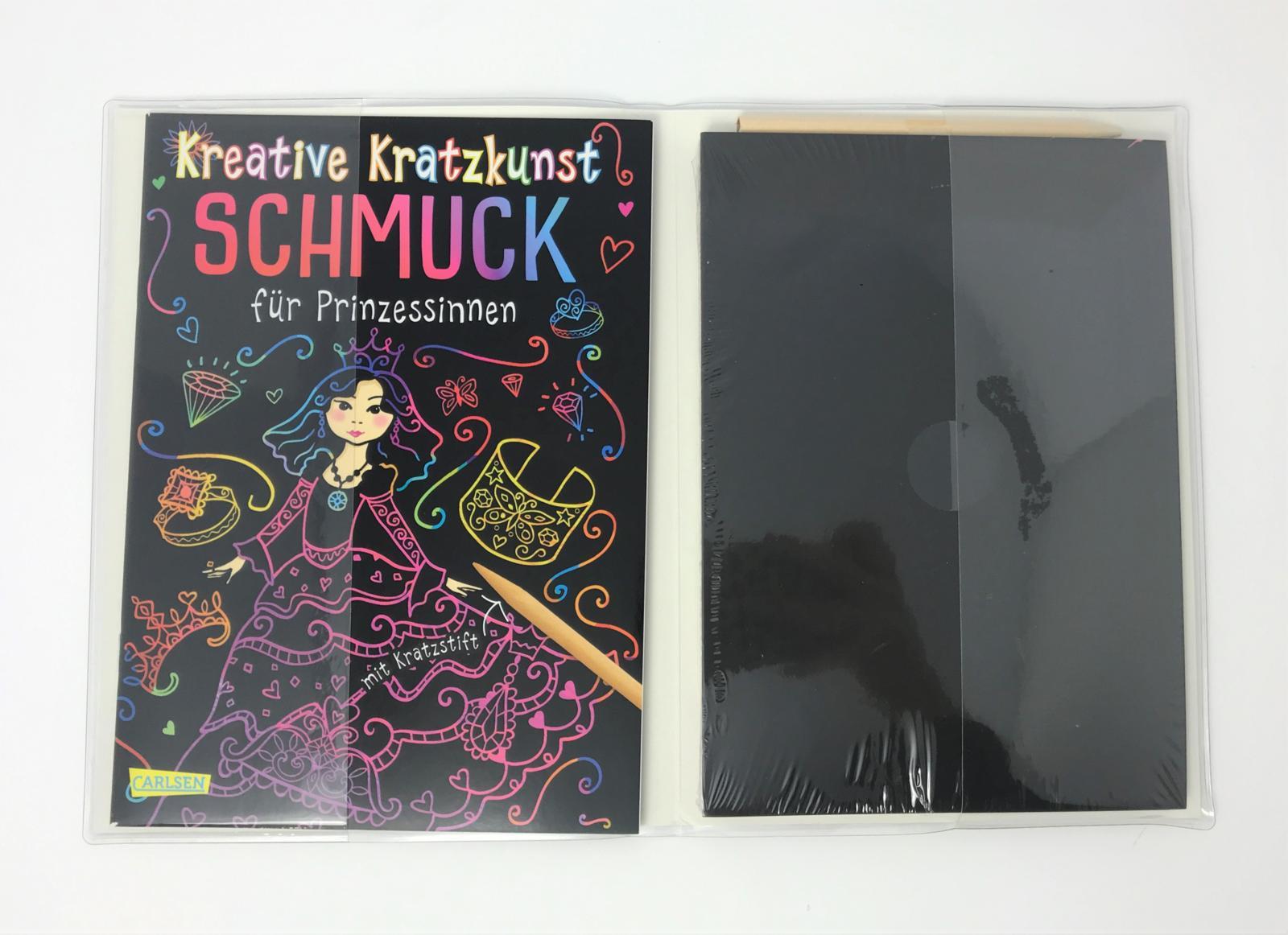 Beispielinhalt (Bild) Kreative Kratzkunst: Schmuck für Prinzessinnen: Set mit 10 Kratzbildern, Anleitungsbuch und Holzstift