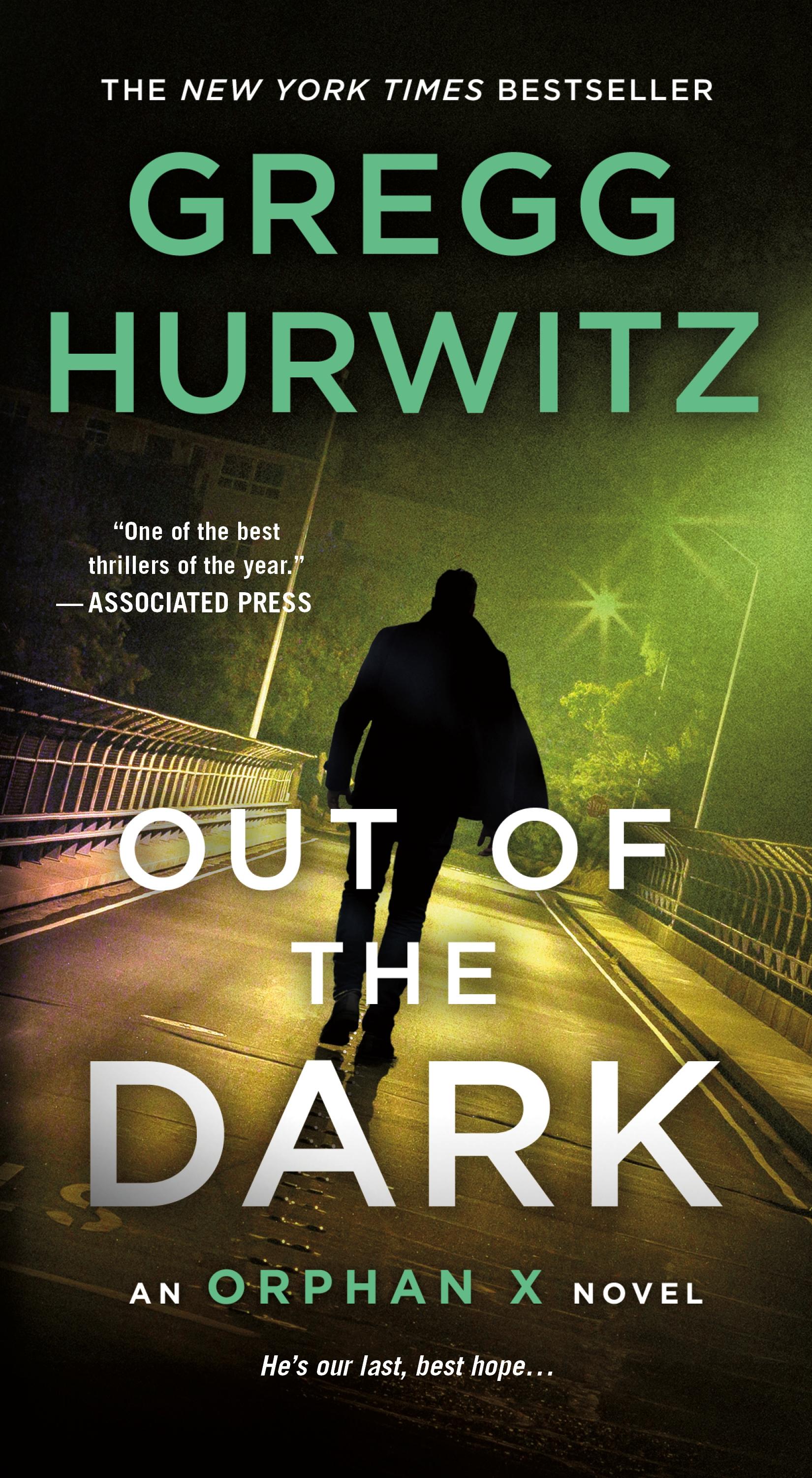 Vorderes Coverbild Out of the Dark
