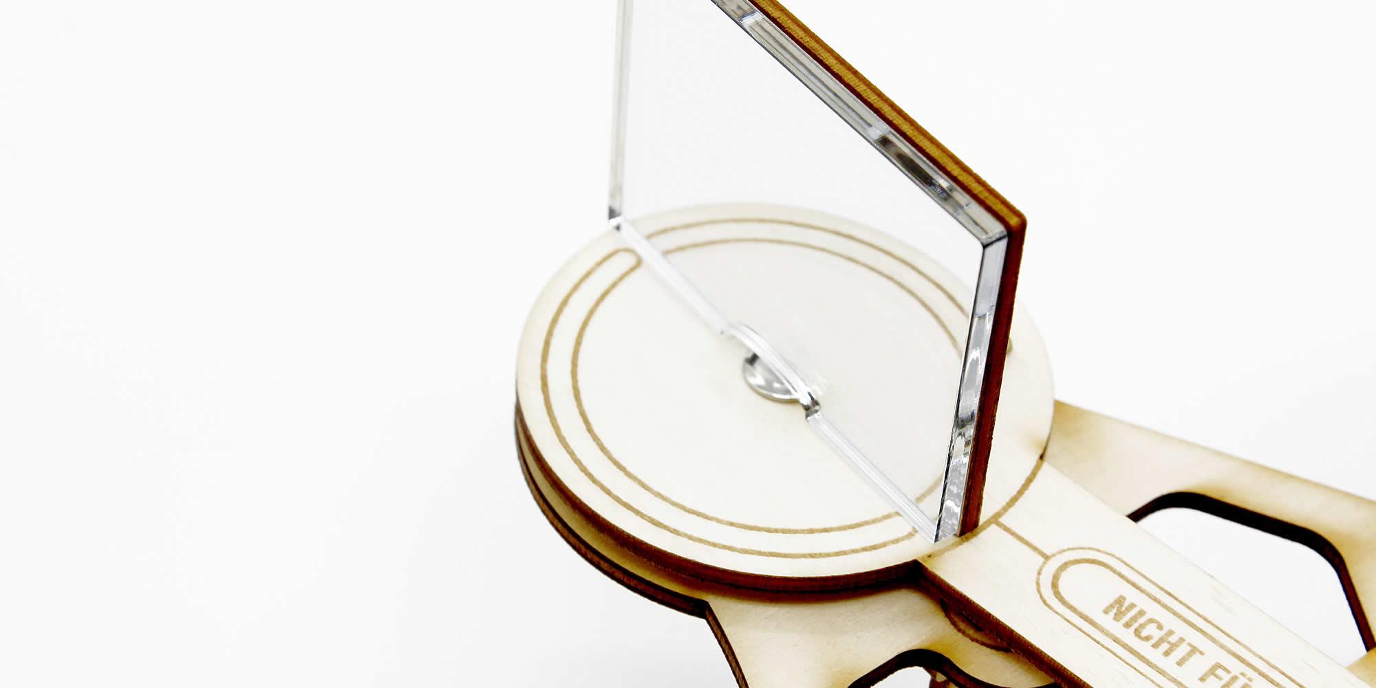 Beispielinhalt (Bild) Bausatz Sextant