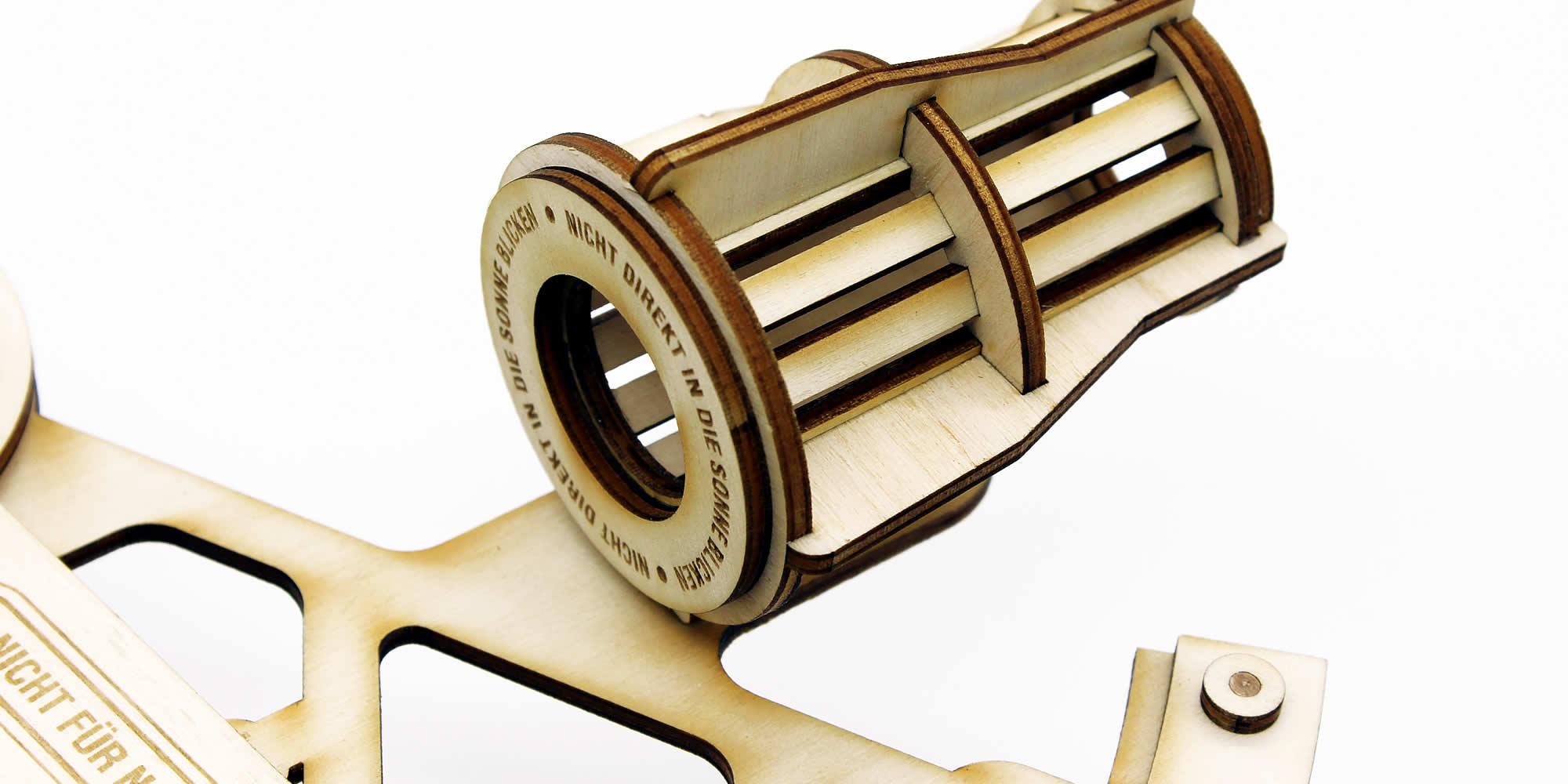 Beispielinhalt (Bild) Bausatz Sextant