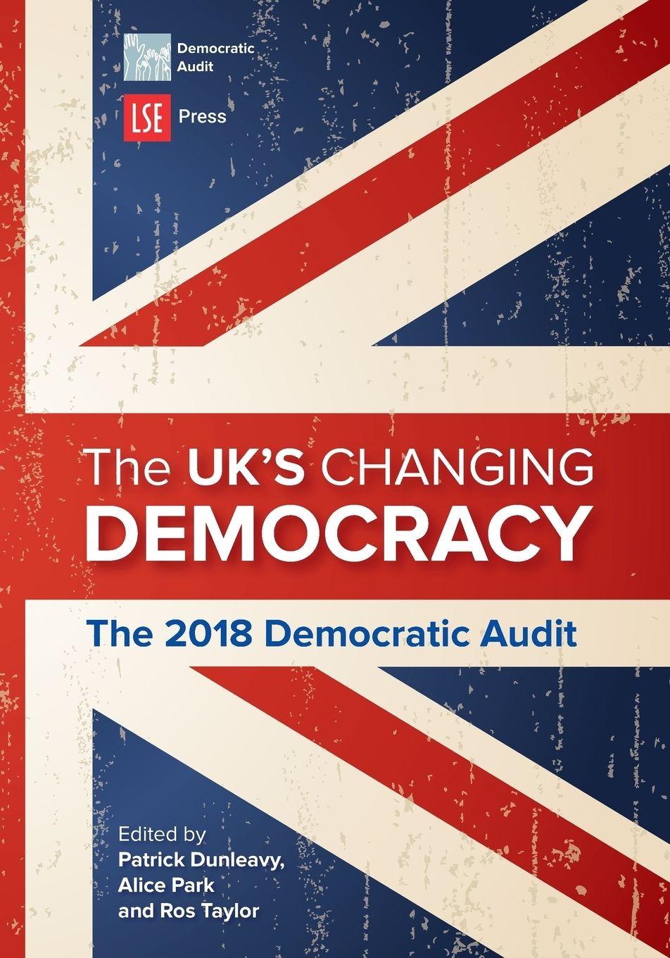 Vorderes Coverbild The UK's Changing Democracy