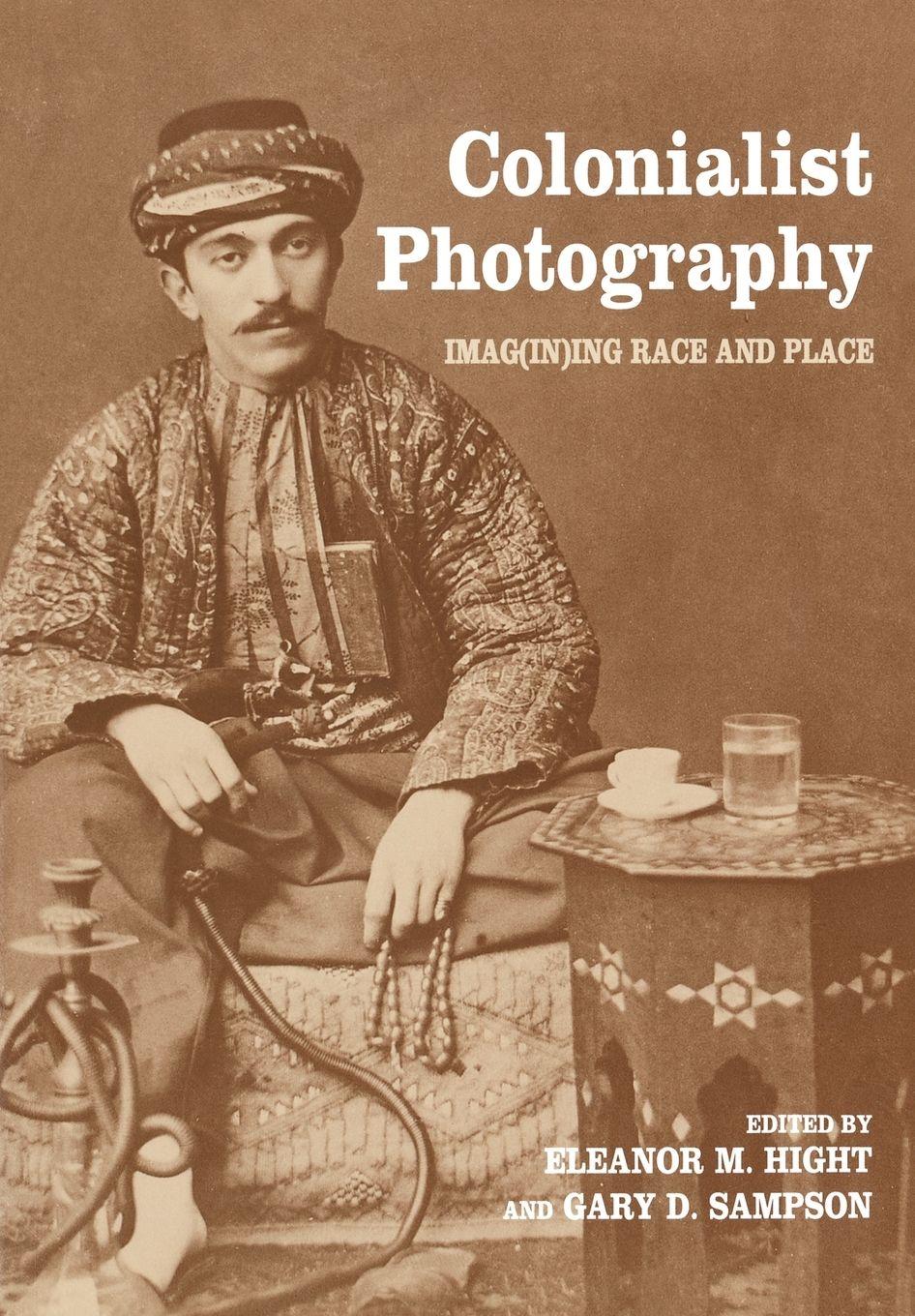 Vorderes Coverbild Colonialist Photography