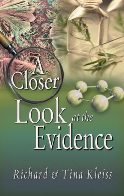 Vorderes Coverbild A Closer Look at the Evidence
