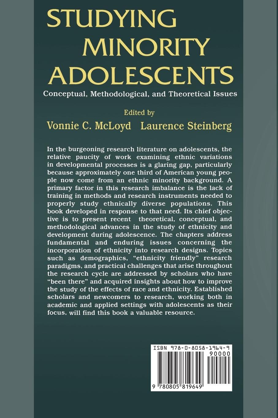 Rückseitencover Studying Minority Adolescents