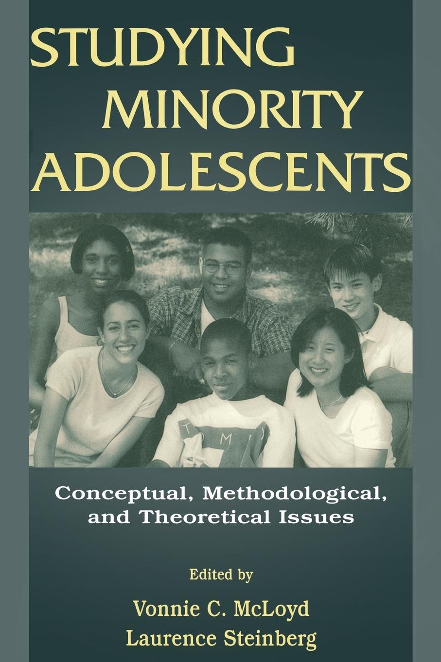 Vorderes Coverbild Studying Minority Adolescents