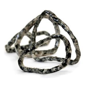 Vorderes Coverbild And We Are Passing Through Silently