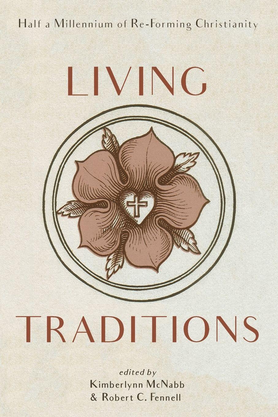 Vorderes Coverbild Living Traditions