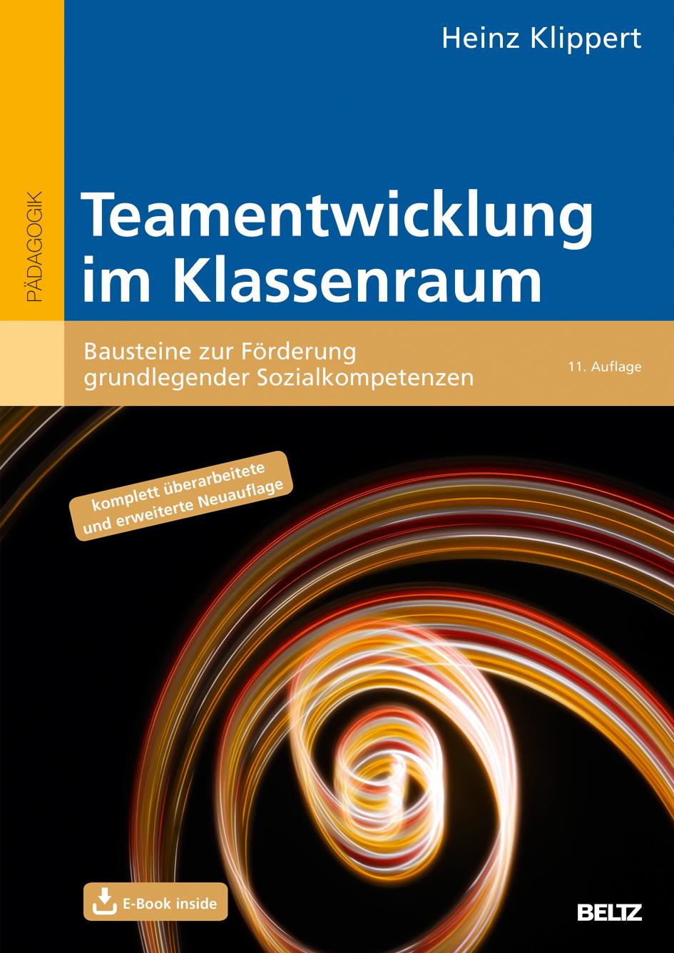 Vorderes Coverbild Teamentwicklung im Klassenraum