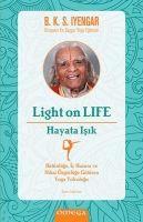 Vorderes Coverbild Light On Life - Hayata Isik