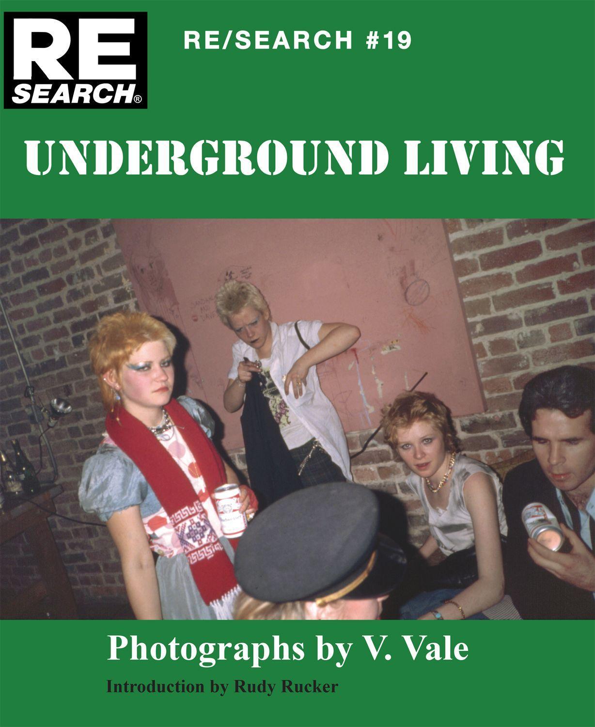 Vorderes Coverbild Underground Living