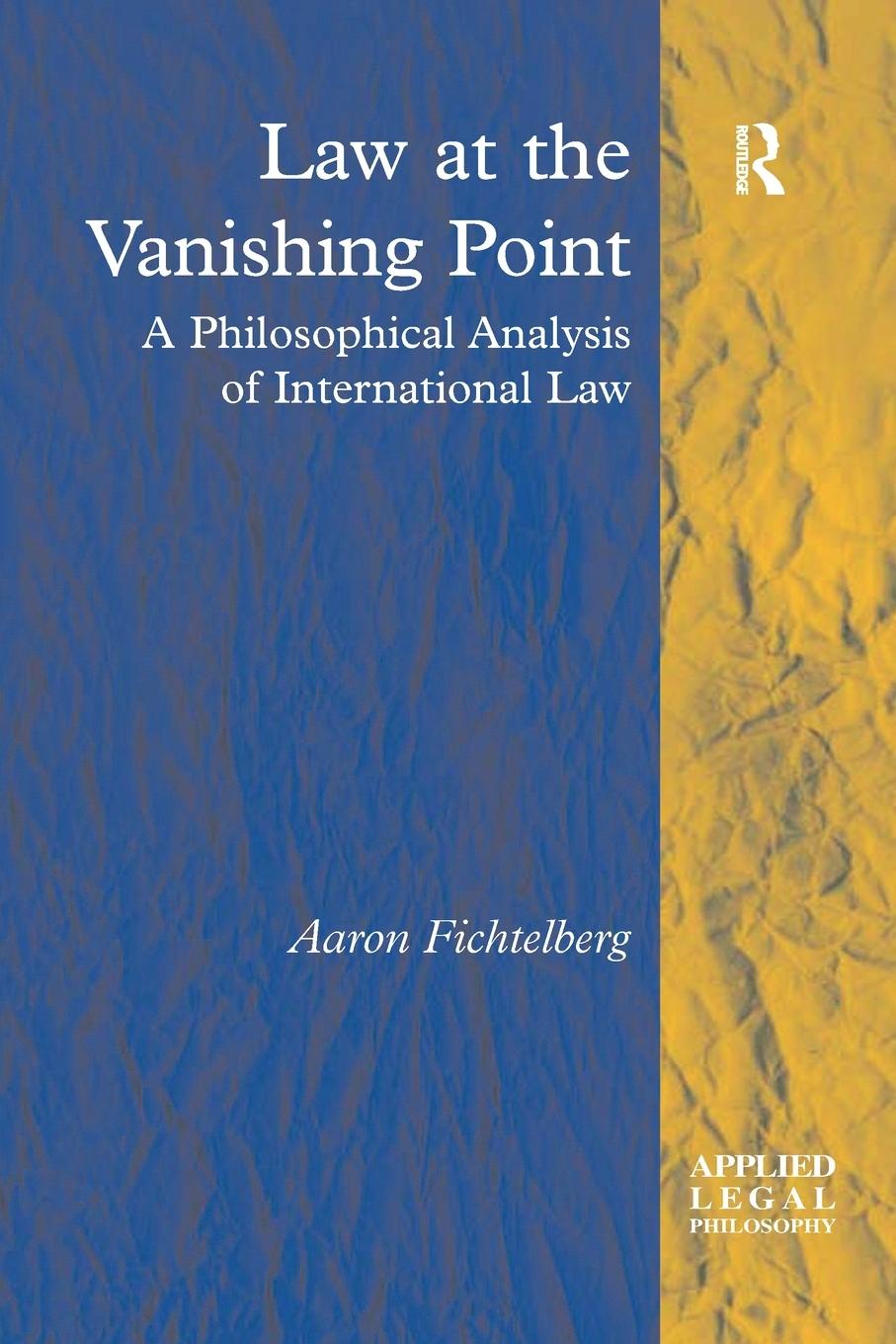 Vorderes Coverbild Law at the Vanishing Point