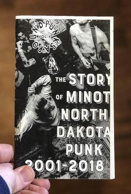Vorderes Coverbild Punks Around #4