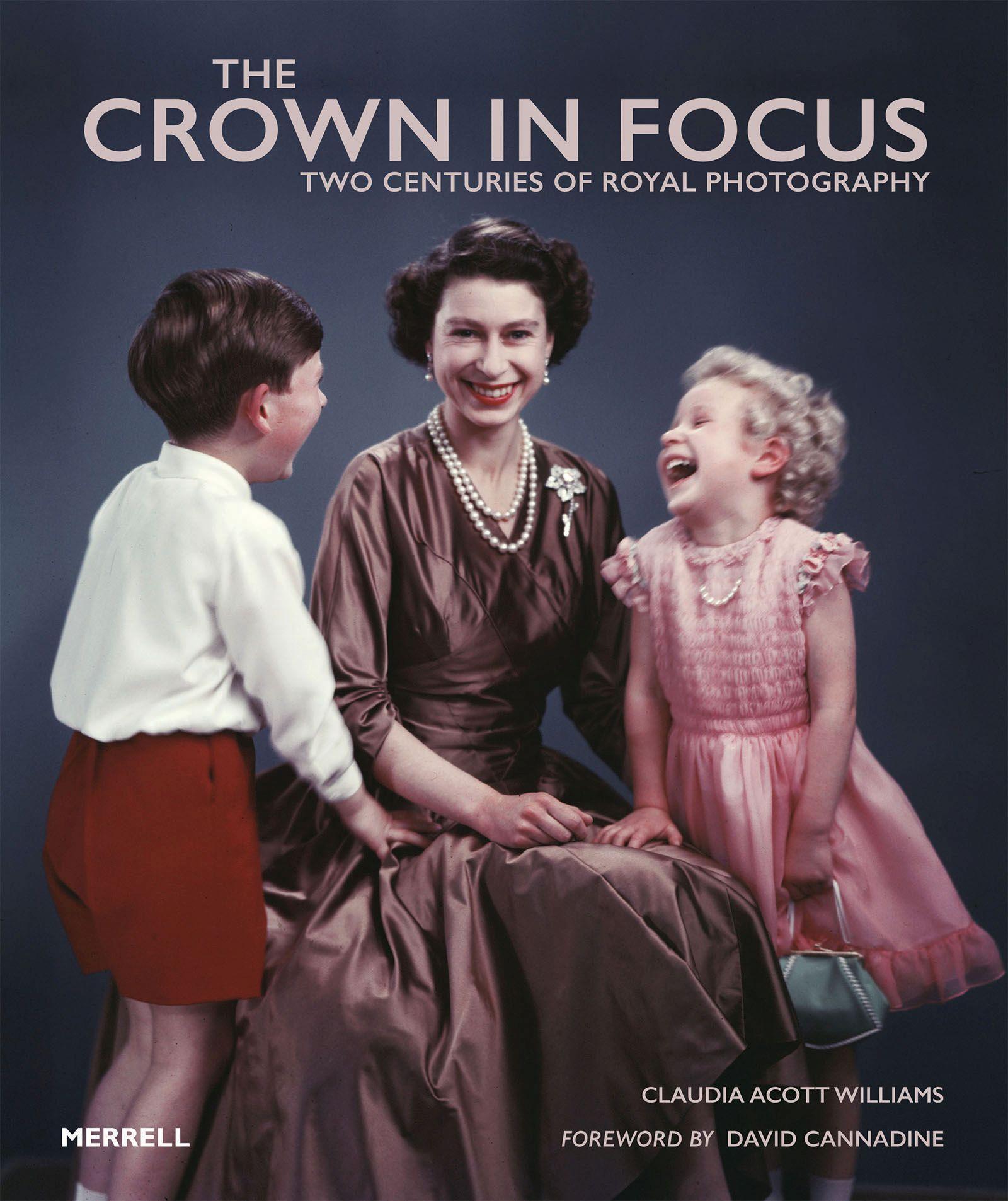 Vorderes Coverbild The Crown in Focus