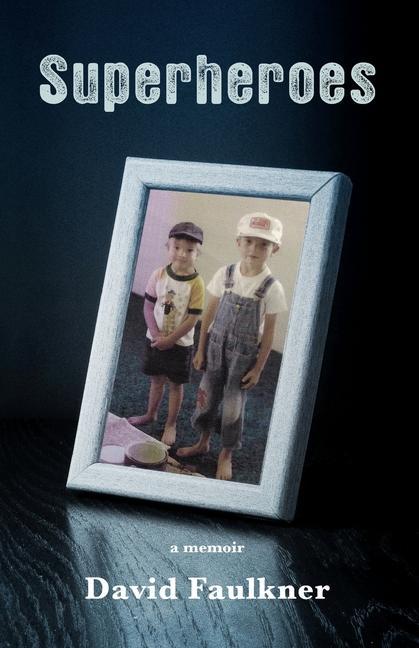 Vorderes Coverbild Superheroes