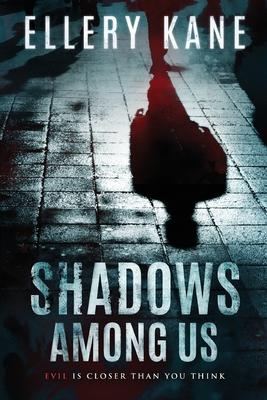 Vorderes Coverbild Shadows Among Us