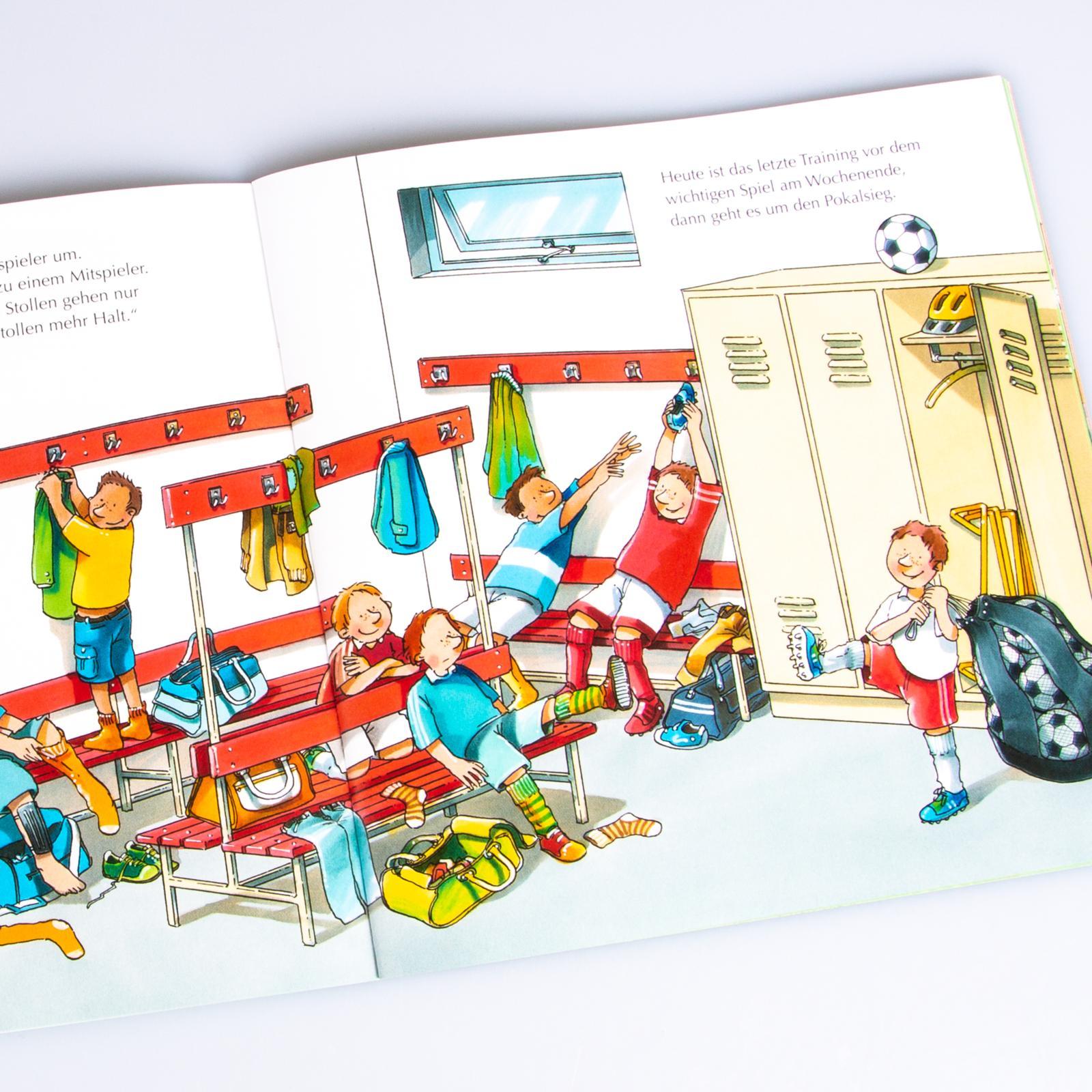 Beispielinhalt (Bild) LESEMAUS 102: Ich hab einen Freund, der ist Fußballtrainer