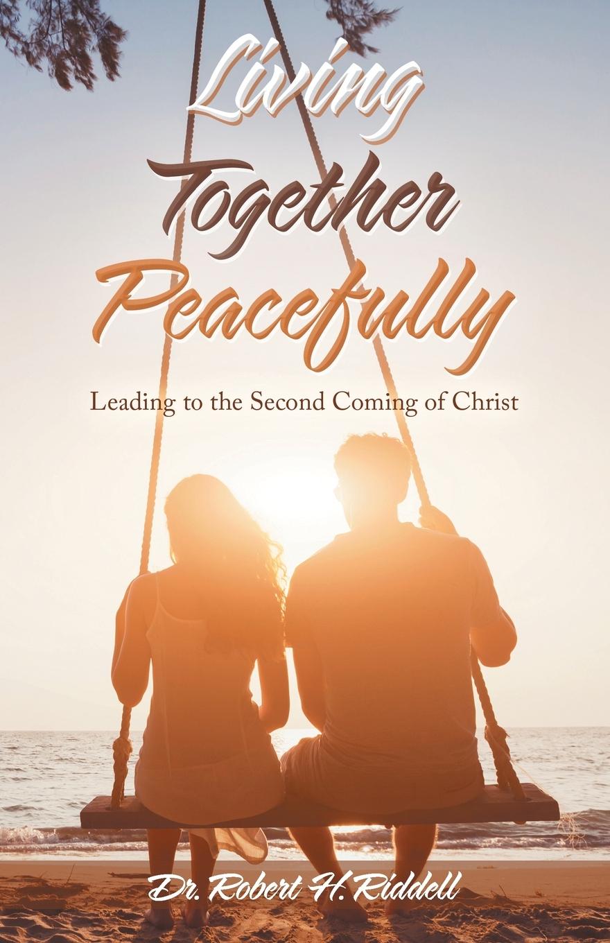 Vorderes Coverbild Living Together Peacefully