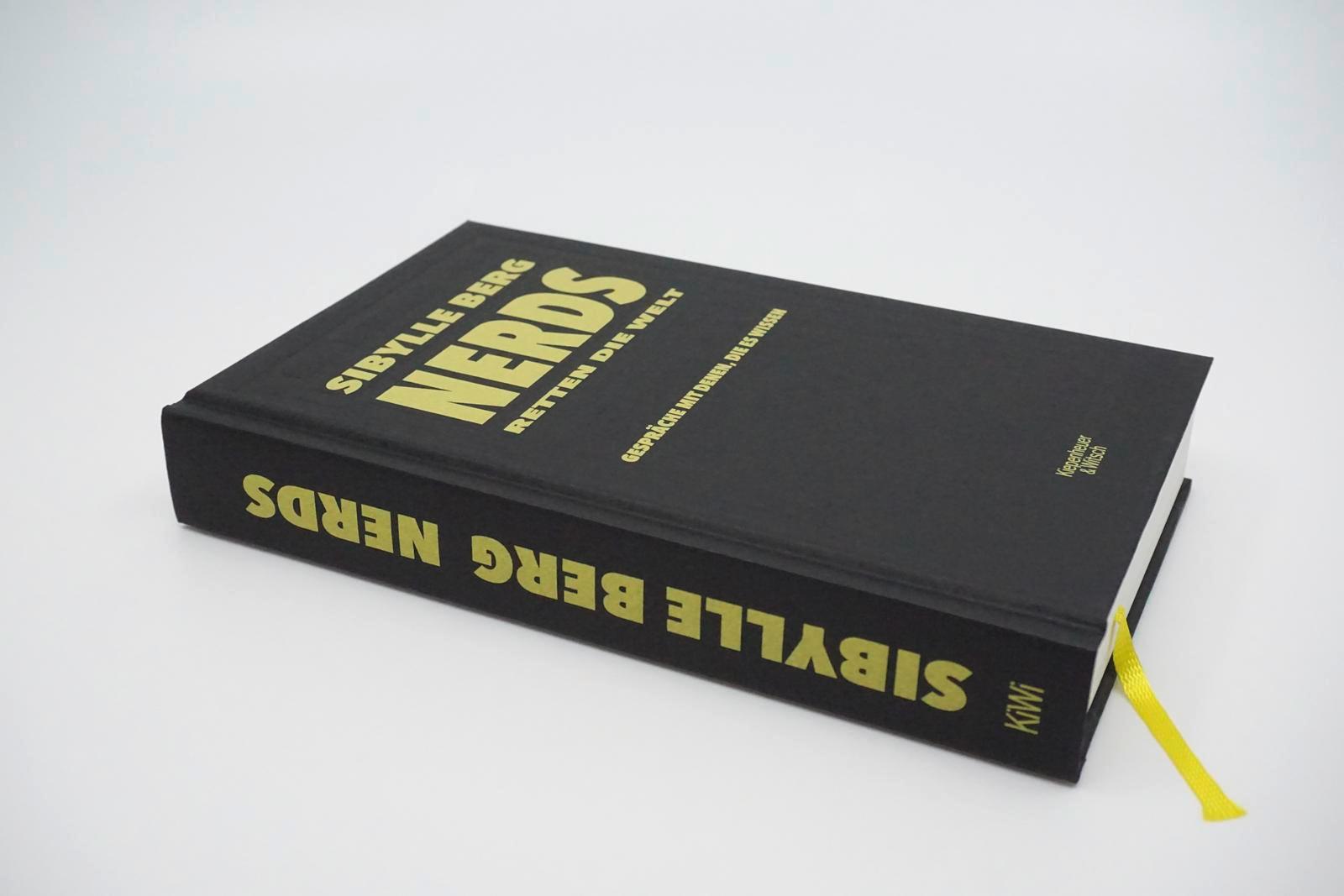 Beispielinhalt (Bild) Nerds retten die Welt