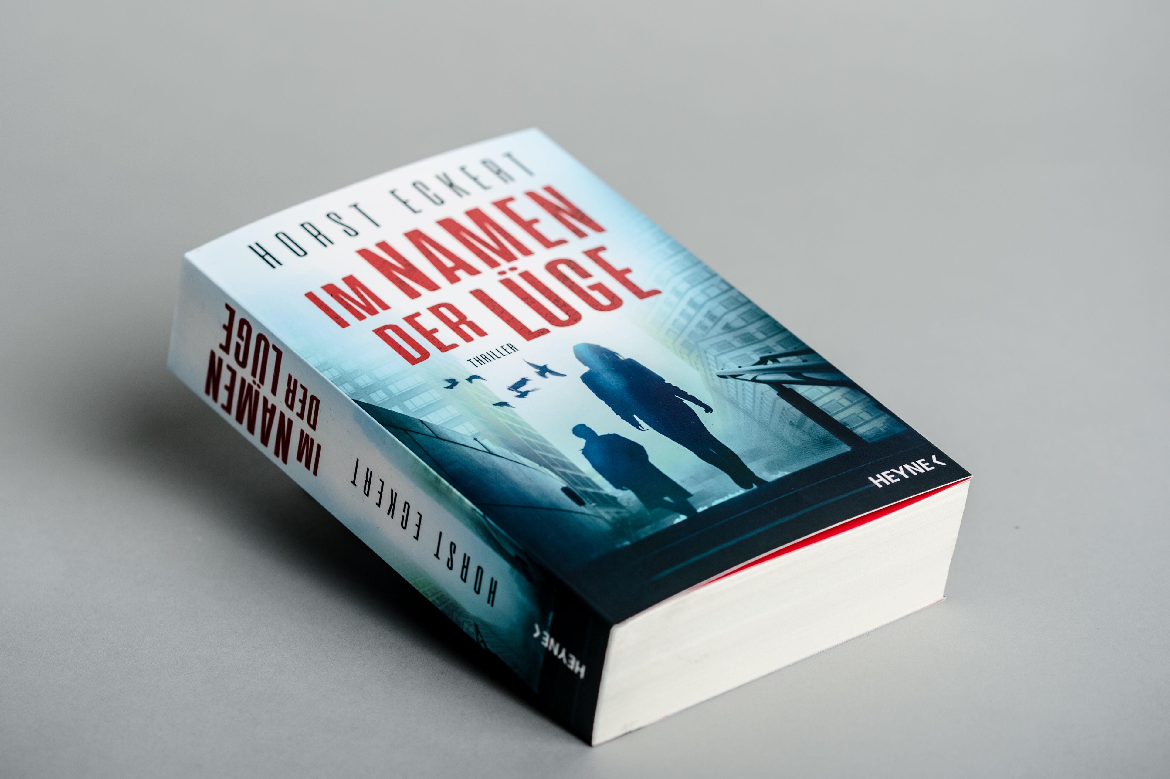 Beispielinhalt (Bild) Im Namen der Lüge