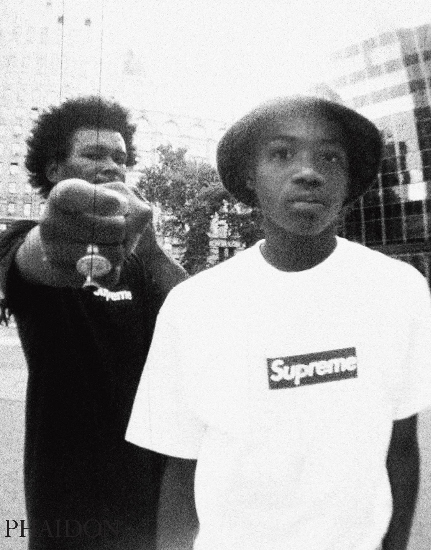 Vorderes Coverbild Supreme
