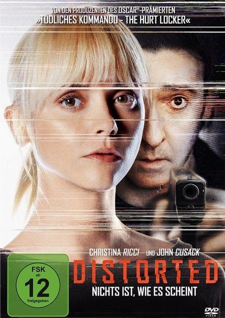 Vorderes Coverbild Distorted - Nichts ist, wie es scheint