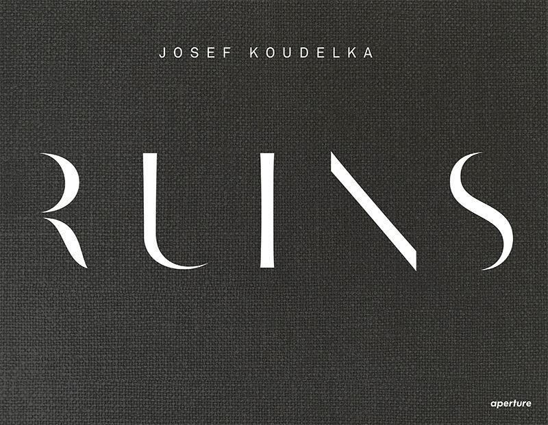 Vorderes Coverbild Josef Koudelka: Ruins