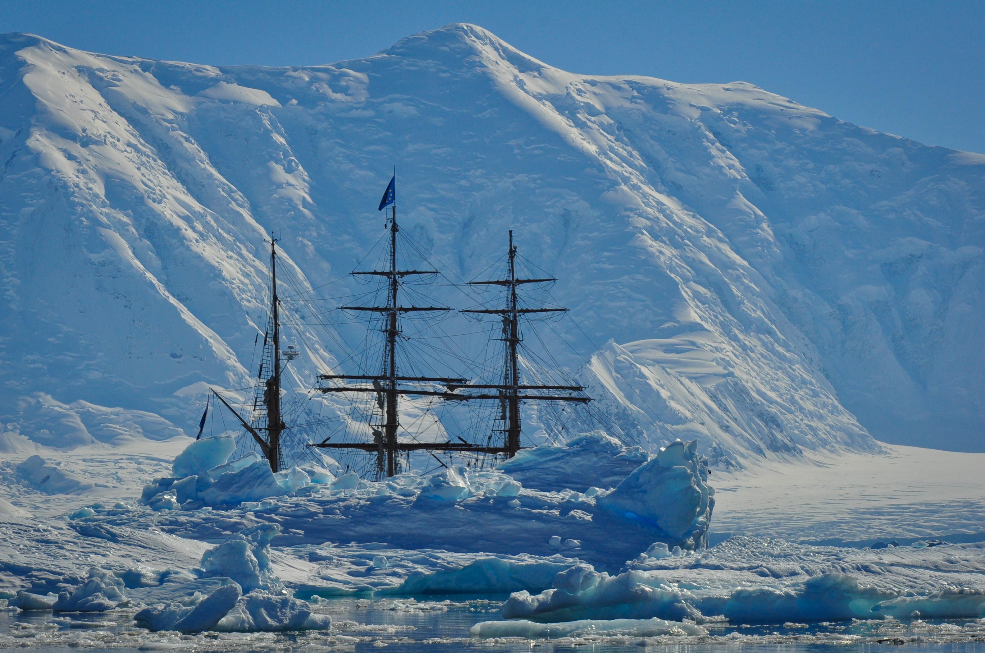 Beispielinhalt (Bild) Eis in den Segeln