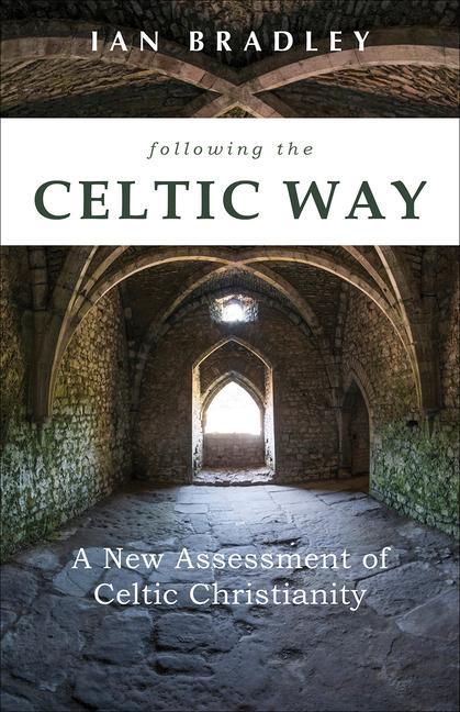 Vorderes Coverbild Following the Celtic Way