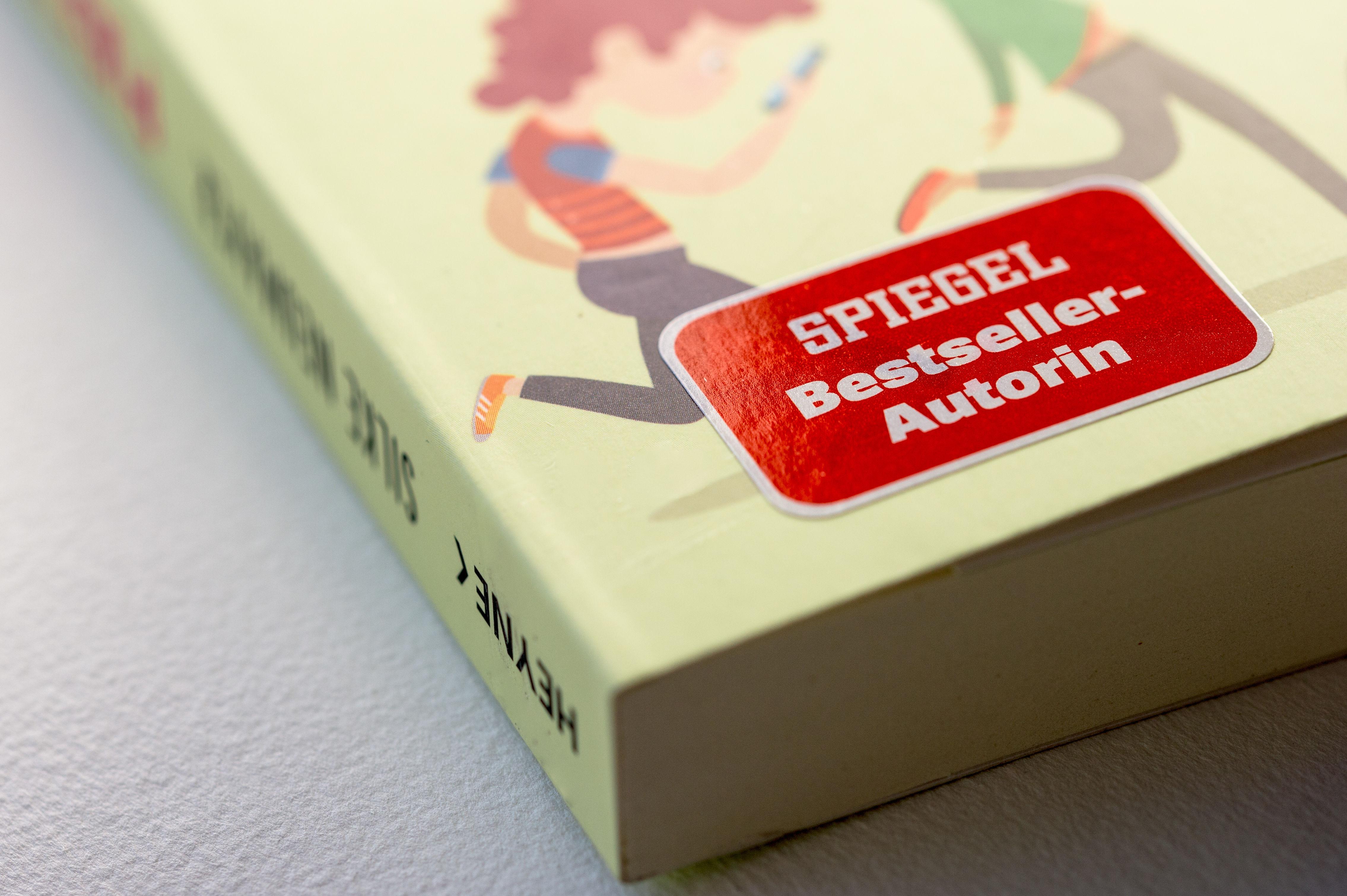 Beispielinhalt (Bild) Pubertät ist voll nice ... Nur blöd, dass wir jetzt die Eltern sind