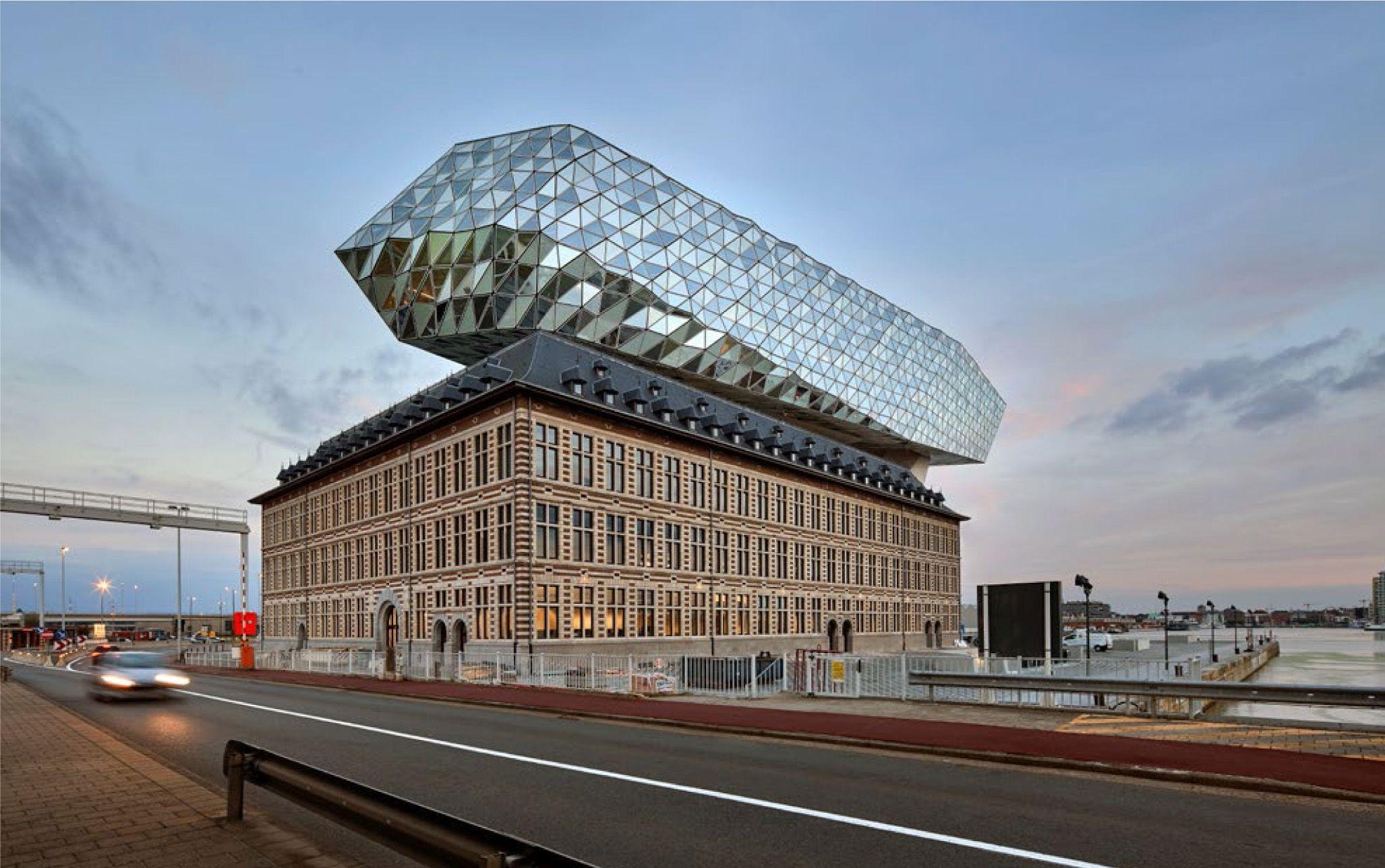 Beispielinhalt (Bild) Converted. Reinventing architecture