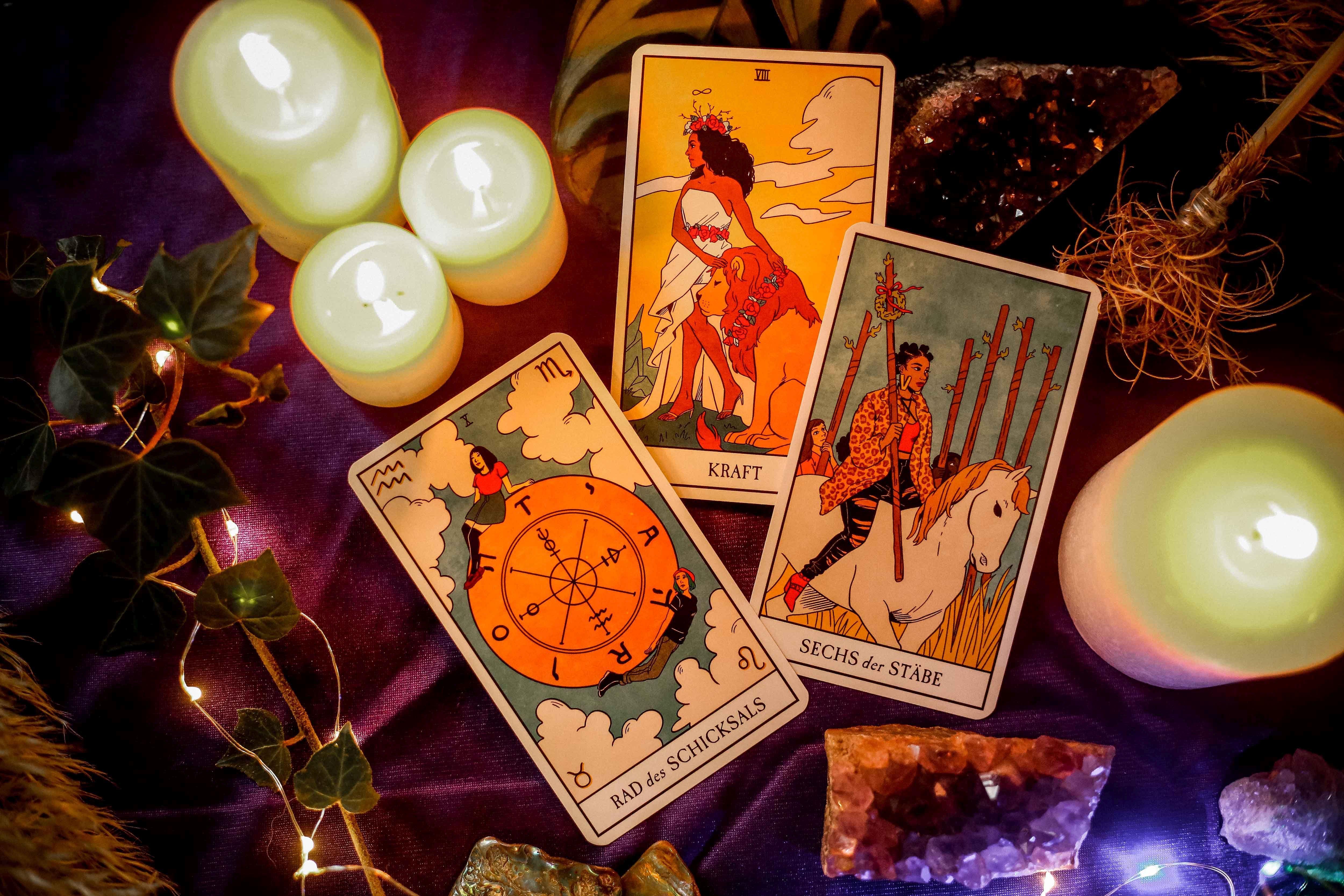 Beispielinhalt (Bild) Modern Witch Tarot (Deutsch)