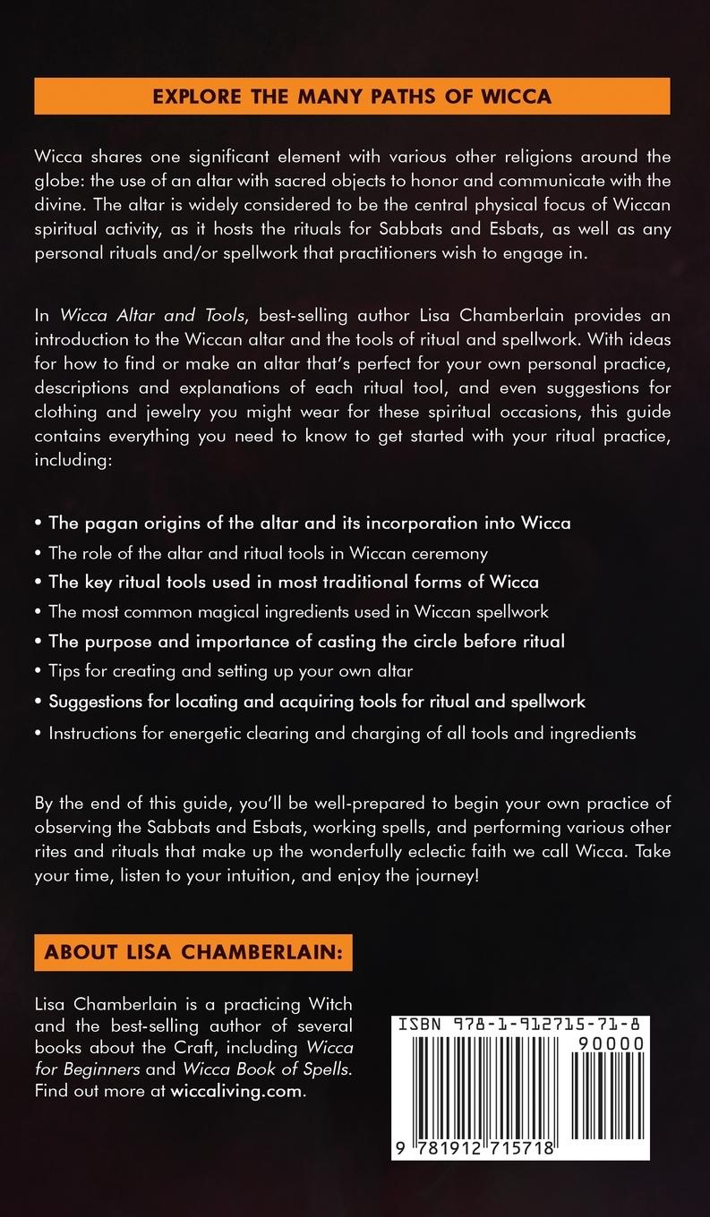 Rückseitencover Wicca Altar and Tools