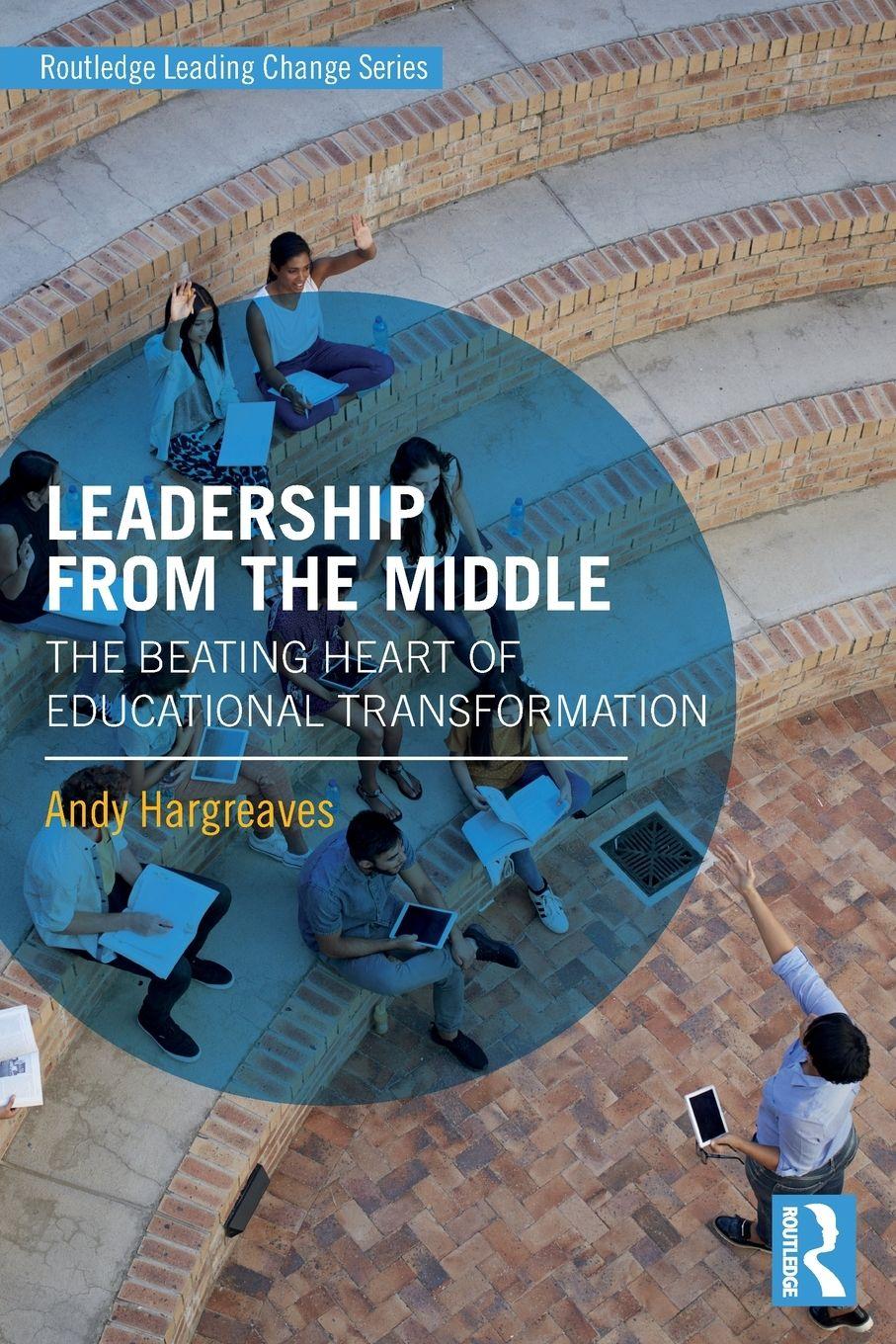 Vorderes Coverbild Leadership From the Middle