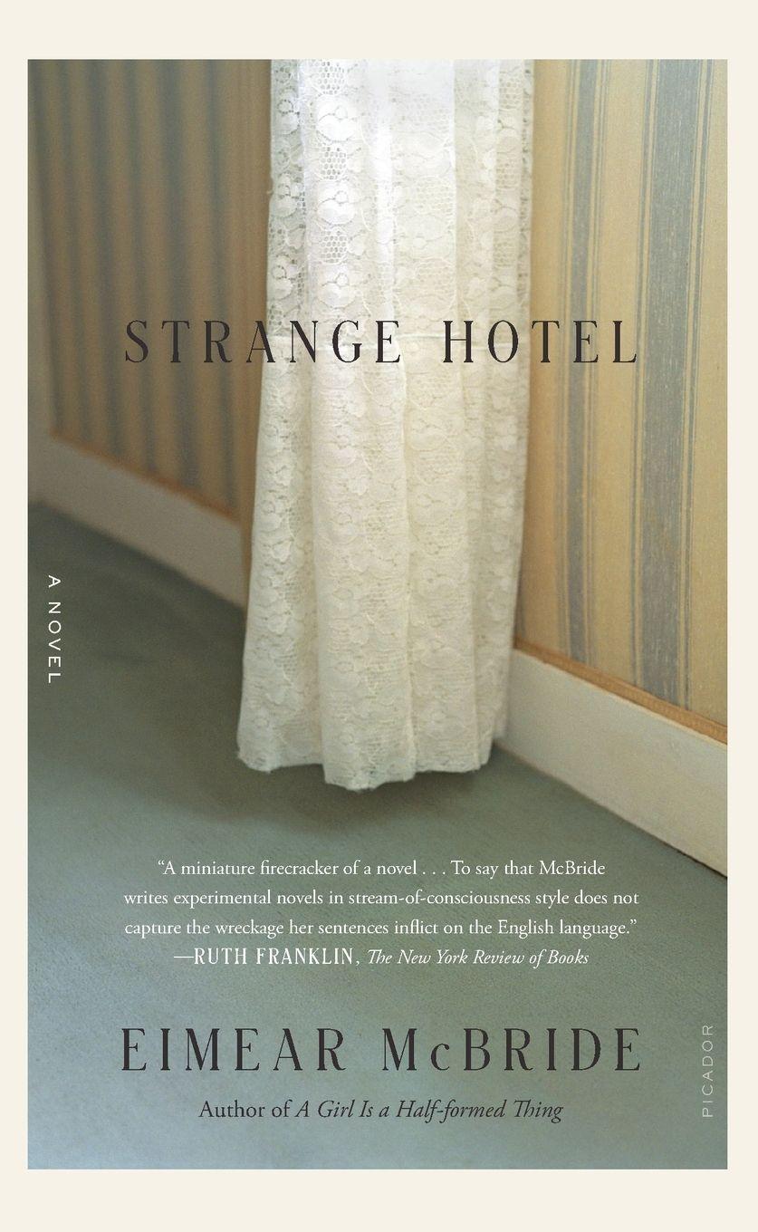 Vorderes Coverbild Strange Hotel
