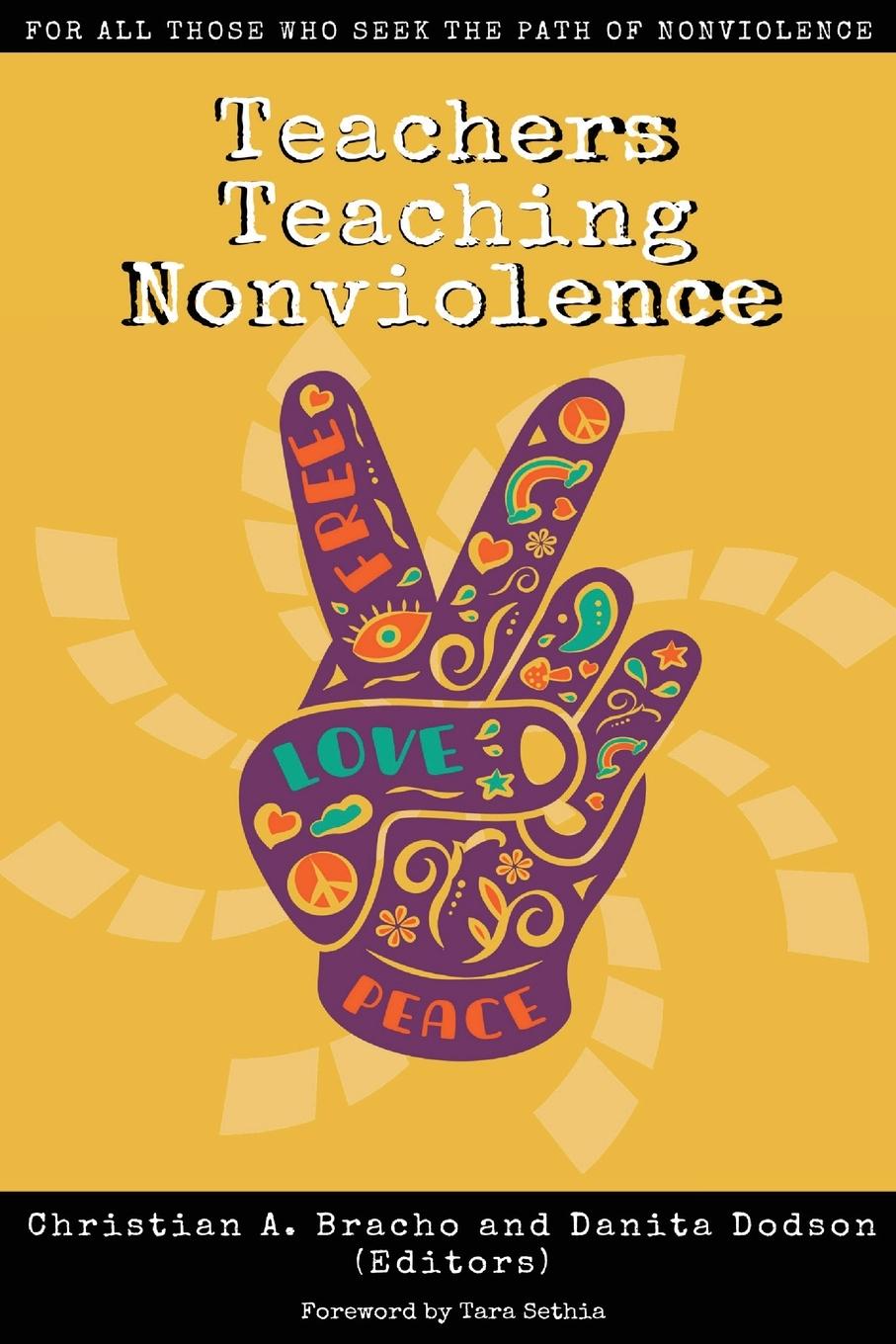Vorderes Coverbild Teachers Teaching Nonviolence
